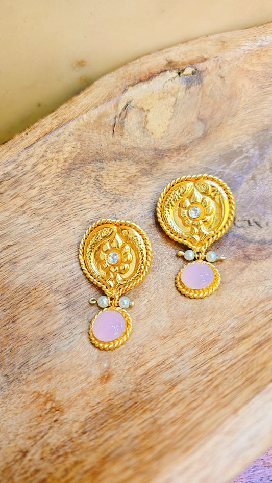 Gilded stone Essence Earrings