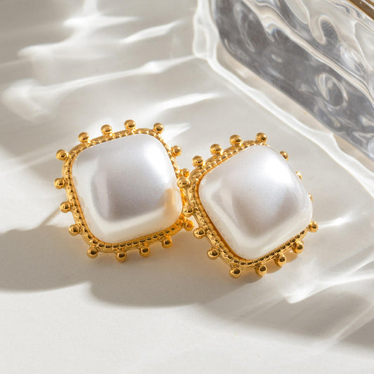 Pearl Studs