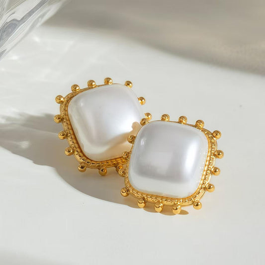 Pearl Studs