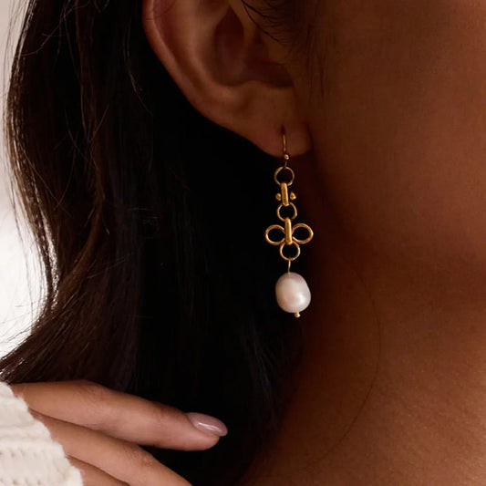 The Modern Pearl Drop